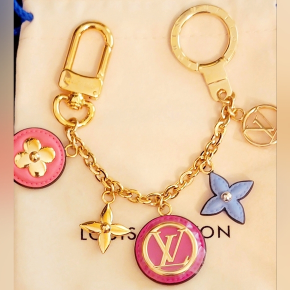 Authentic Louis Vuitton Preppy flowers Bag Charm. New w/box & dust bag - Picture 6 of 12